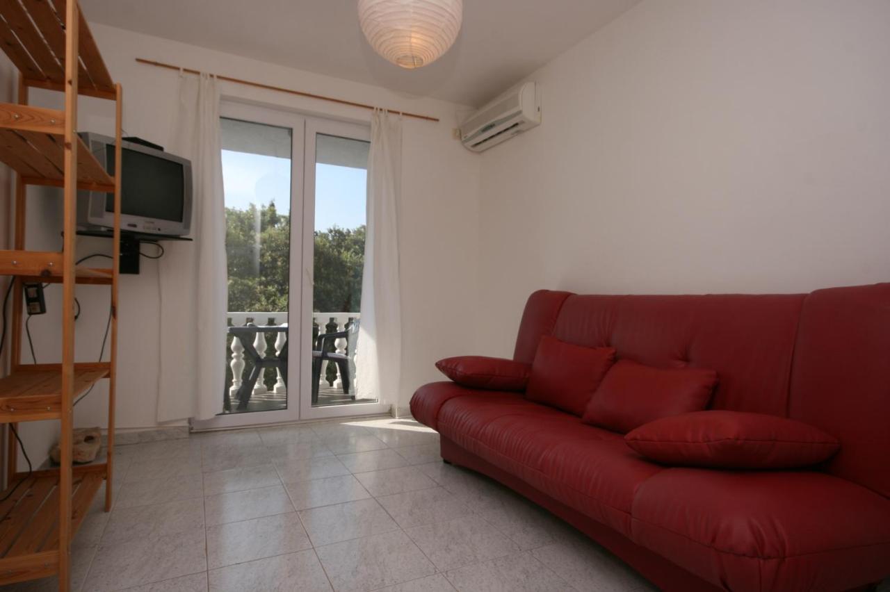 Apartments With A Parking Space Mandre, Pag - 6405 โคลัน ภายนอก รูปภาพ