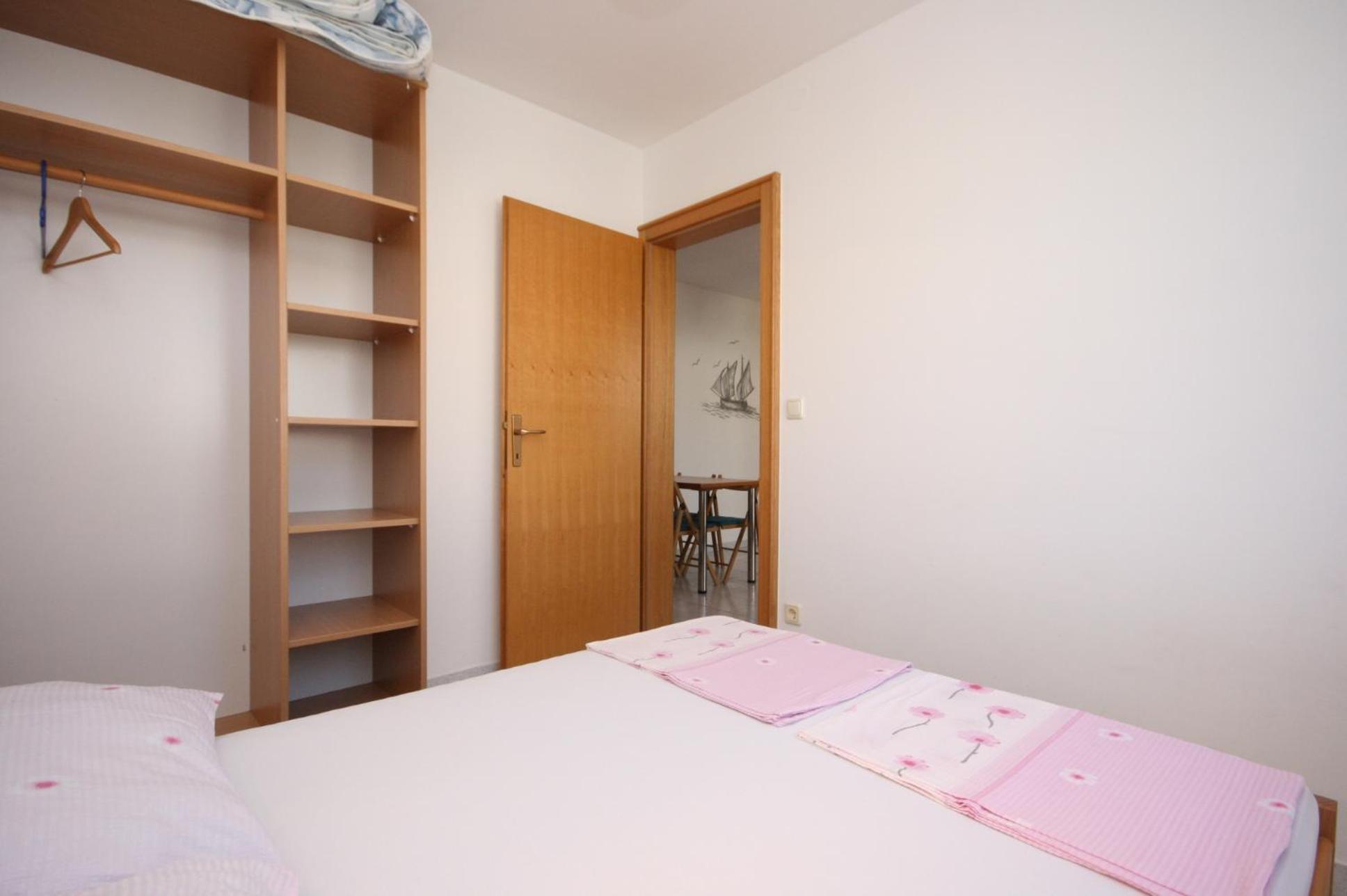 Apartments With A Parking Space Mandre, Pag - 6405 โคลัน ห้อง รูปภาพ